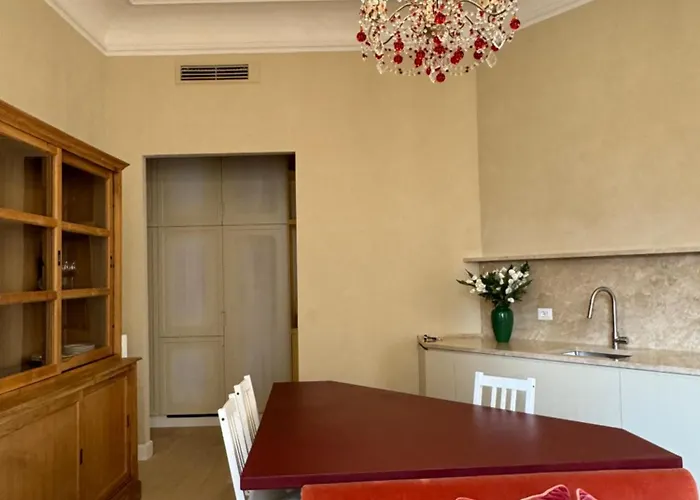 Elegante Con Terrazzo Appartamento